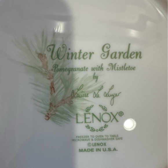 LENOX Winter Garden Pomegranate with Mistletoe Salad Plates Set Of 4 - Picture 5 of 5